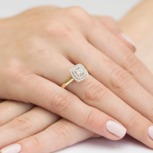 Pierścionek z Brylantami 0,50ct z białego złota próby 585. W-0345B